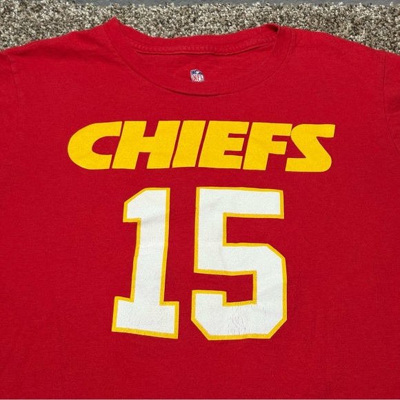 NFL Mahomes Chiefs Boy’s Large Red Tee - Picture 2 of 8